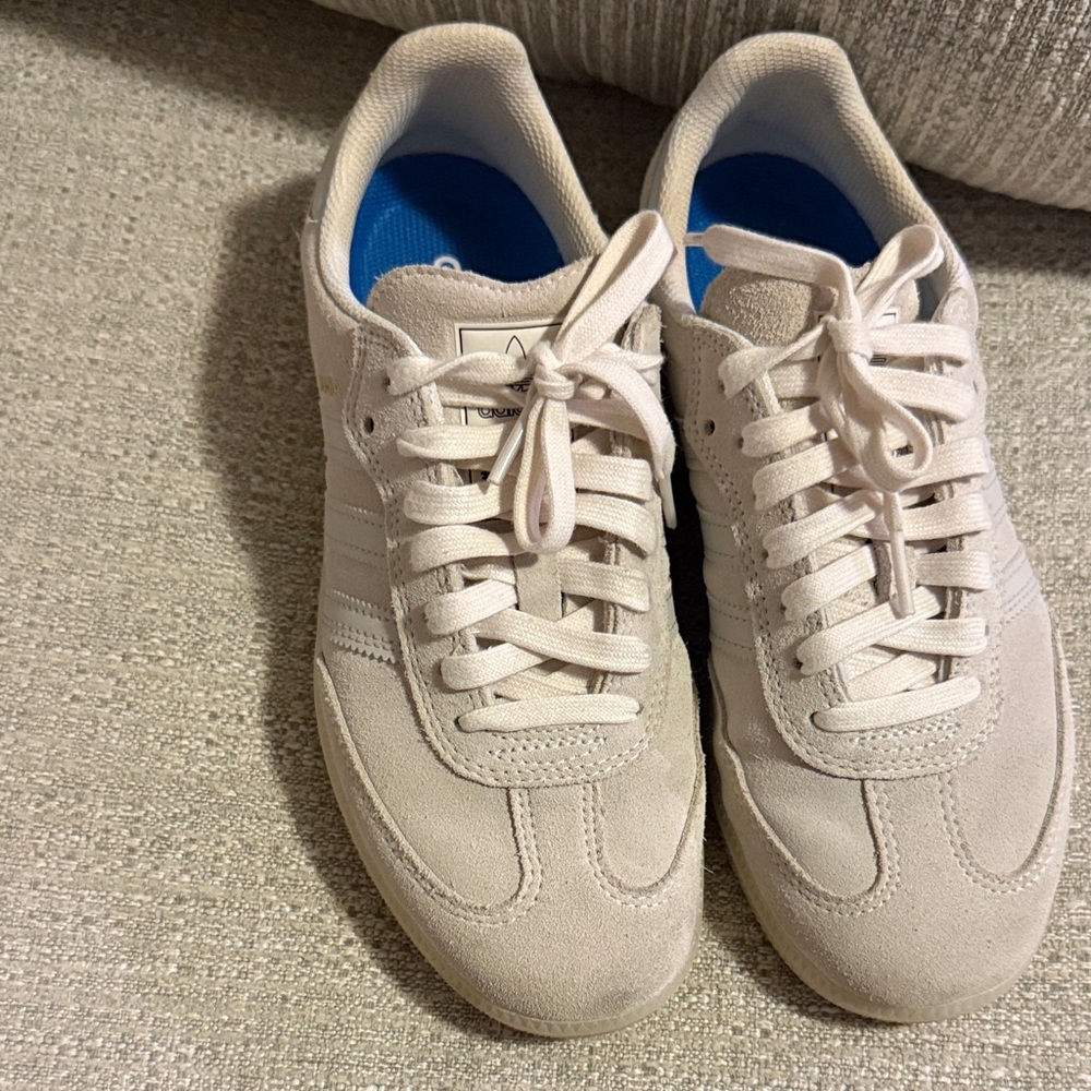 Unisex Adidas Samba Taupe – Classic & Stylish